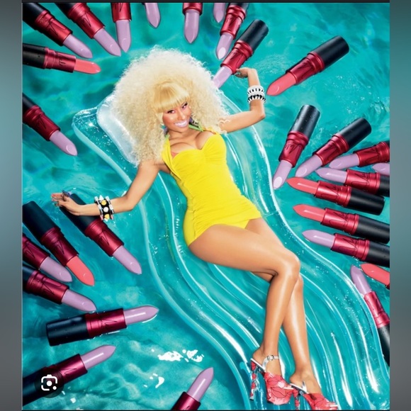 VIVA GLAM NICKI MINAJ SATIN LIPSTICK MAC - Picture 8 of 16